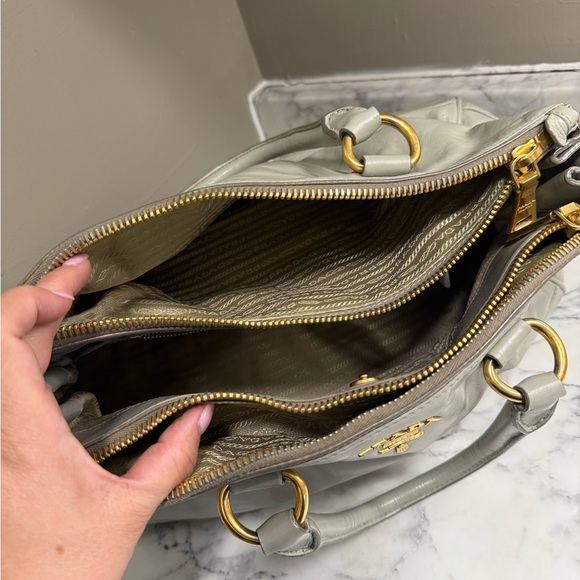 Prada Vitello Shine Double Zip 2way Tote in Grey - Picture 14 of 16